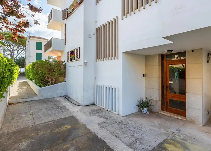 Planeta Mallorca Sea And Mountain Польенса