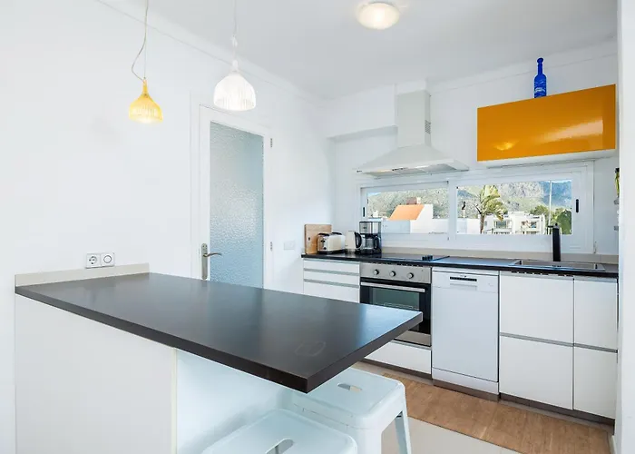 Planeta Mallorca Sea And Mountain